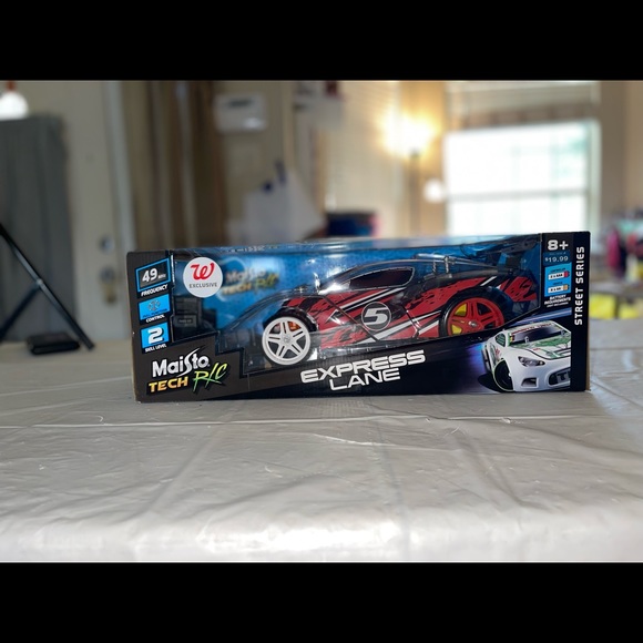 Maisto Tech RC car wireless - Picture 3 of 4